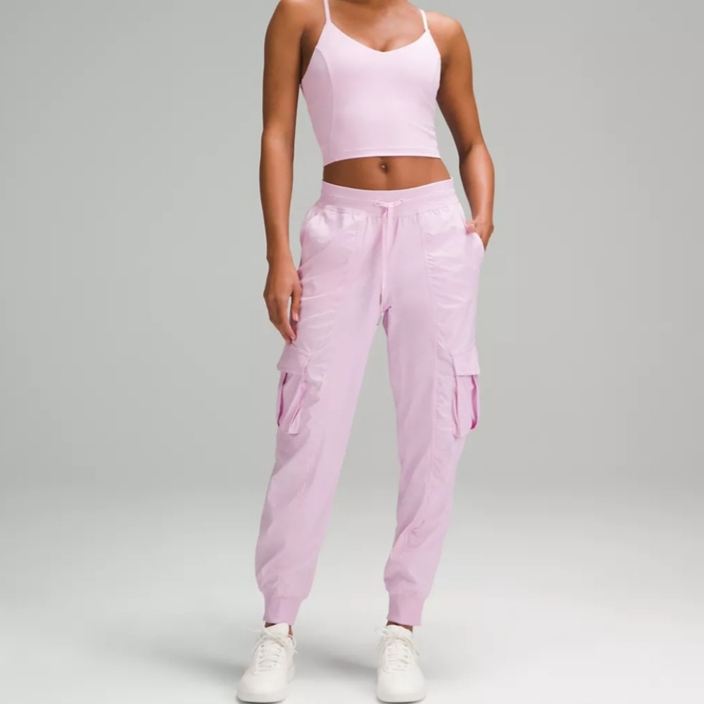 Dance Studio Relaxed-Fit Mid-Rise Cargo Jogger